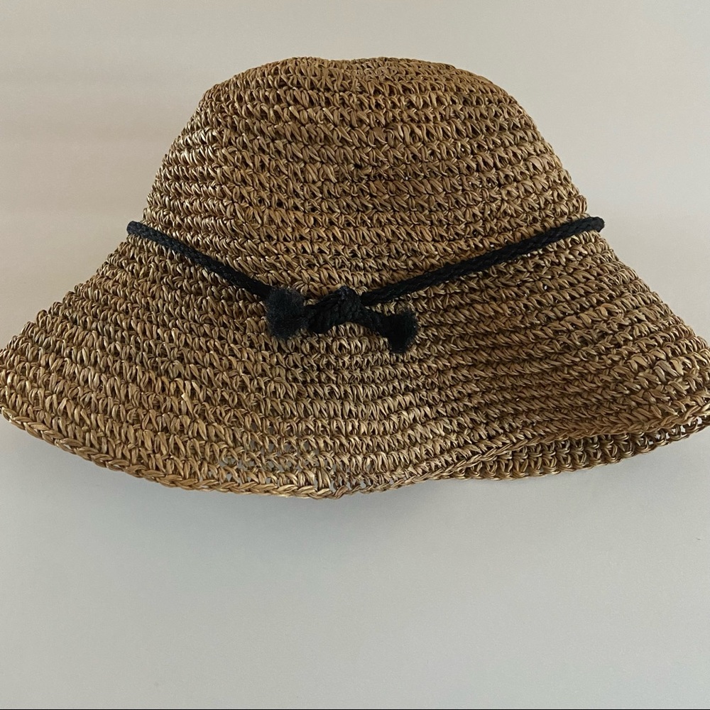NWOT/ 👒 👒 STRAW HAT😎